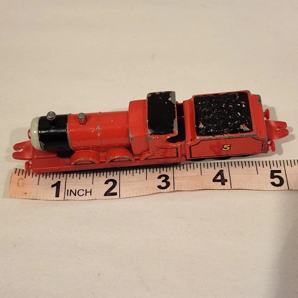 1987 ERTL Thomas the Train Friends - James Red #5 Tank Engine - Vintage